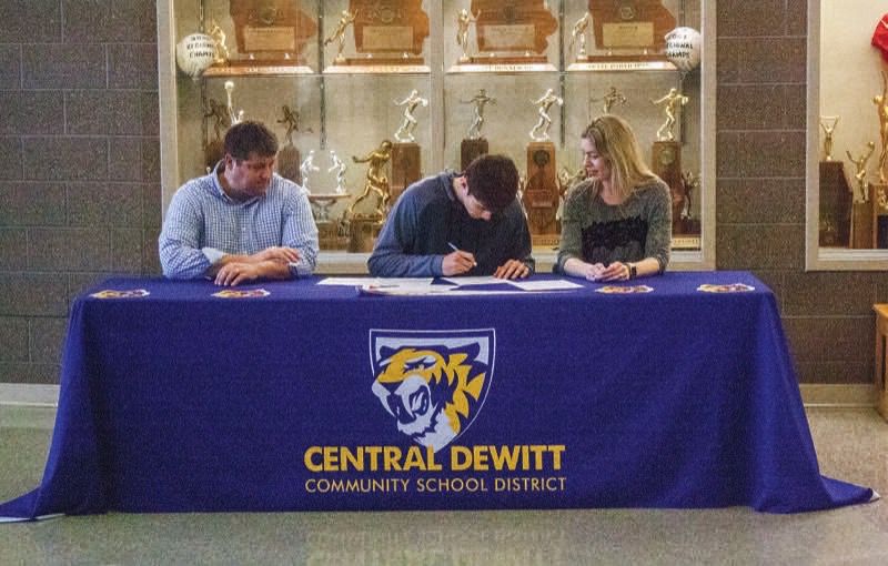 Paulsen signs with Northern State